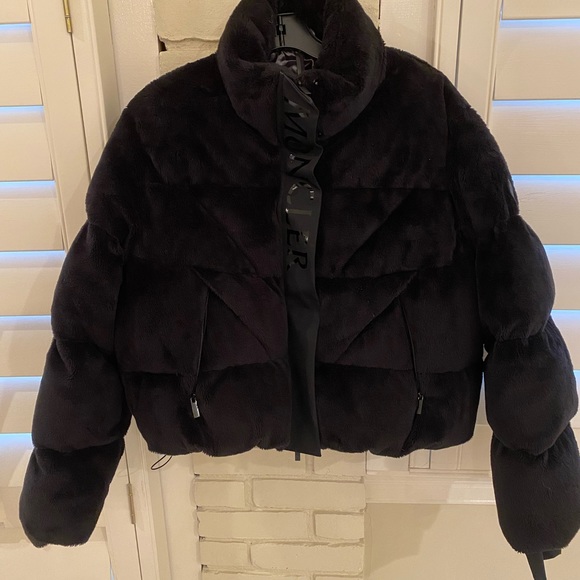 Moncler Bourdon Cropped Faux Fur Jacket - Picture 6 of 7